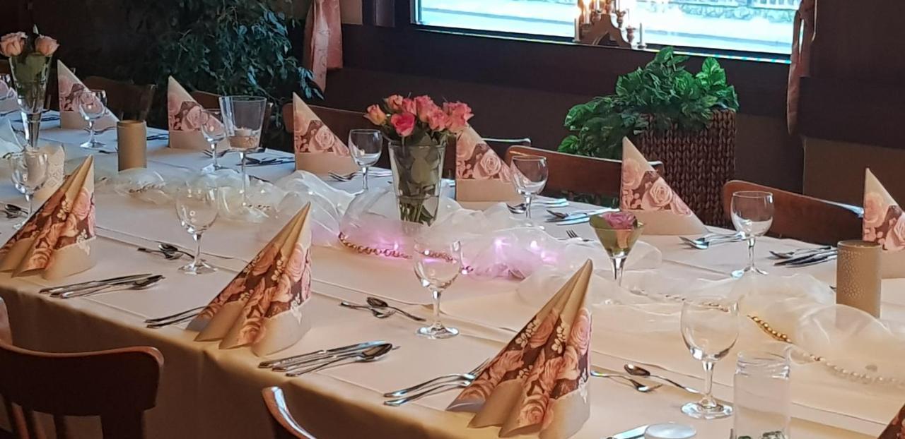 Hotel-Restaurant Wilhelmsbad ゼーセン エクステリア 写真
